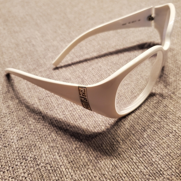 Fendi glasses frame - Picture 4 of 7